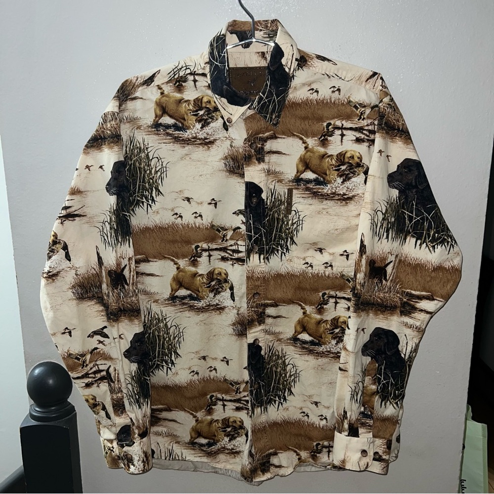 North River Men's Hunting-Themed Cotton Button Down - Brown & Tan Size Medium